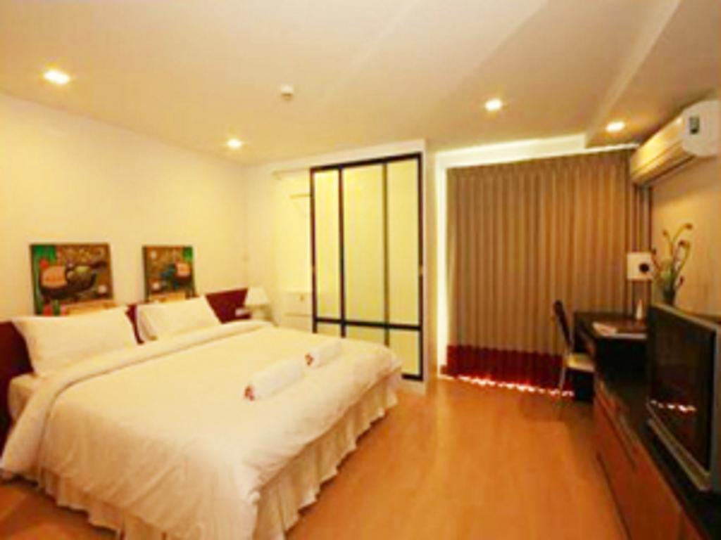 Oyo 4956 Hotel Maharaja Palace Kanpur Kamer foto